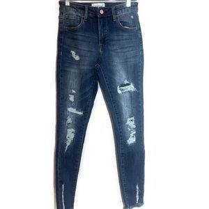 NWOT Tricot by C'est Toi Boutique Distressed Jeans Size 3